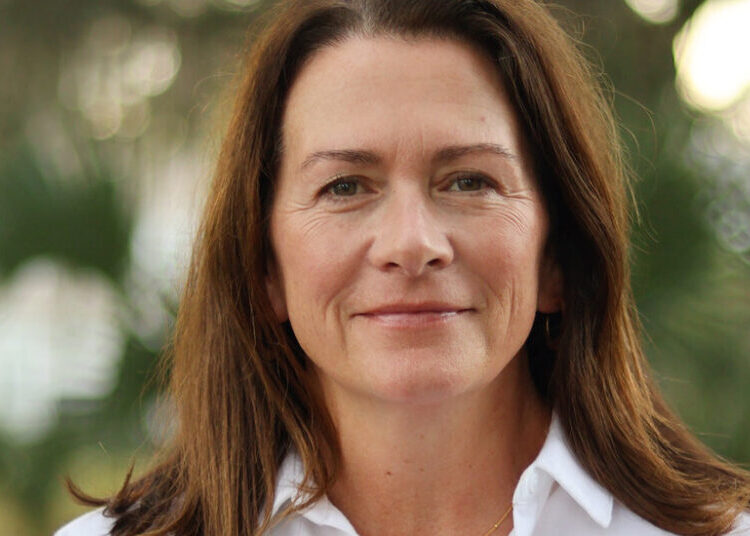 Fired Navy Admiral Wins Democratic Runoff in South Carolina’s 1st District