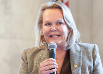 House Democrat in Maryland Fends Off Rich Challenger Who Once Held Her Seat