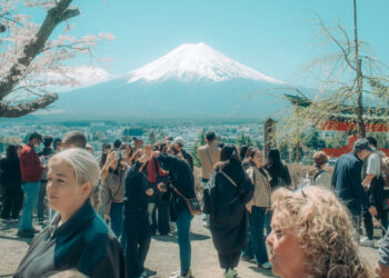 Japan to Raise Some Tourist Visa Fees More Than 400 Percent