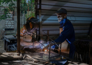 Under U.S. Pressure, Cuba Rushes Drastic Economic Overhaul