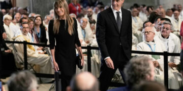 The Wife of Spain’s Leader Is Accused of Graft. It May Actually Help Him.