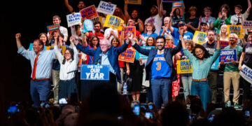 Democratic Leaders Want the Party to Moderate. Its Base Has Other Ideas.
