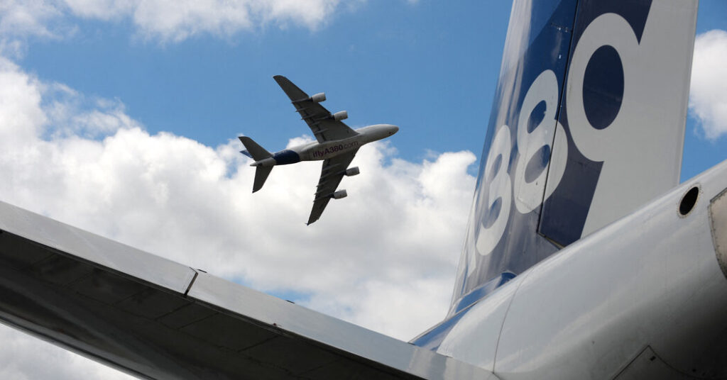Airbus Is Ordered to Inspect 16 Jets After Cracks Are Found in Wings