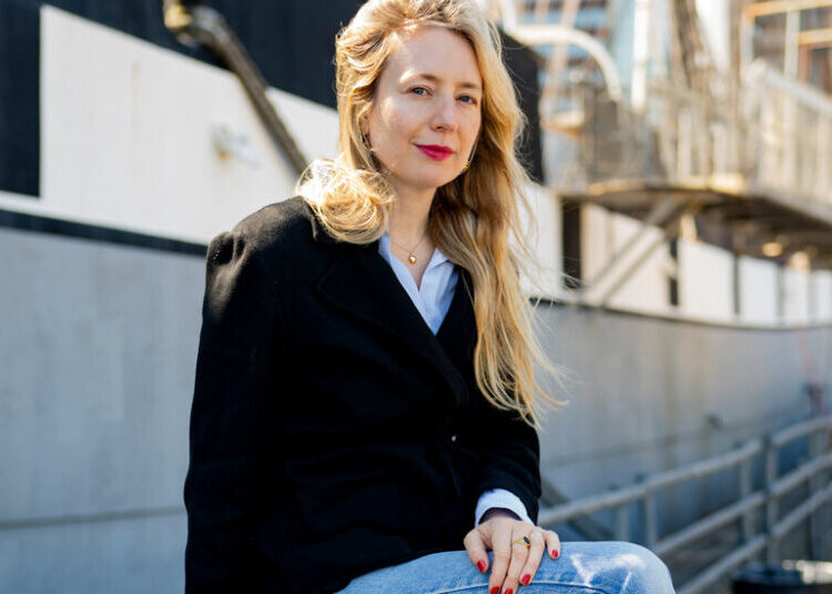 An Artist Revisits the Ghosts of Her Waterfront Childhood