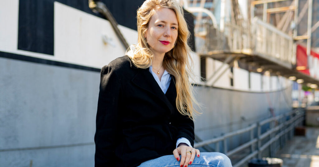 An Artist Revisits the Ghosts of Her Waterfront Childhood