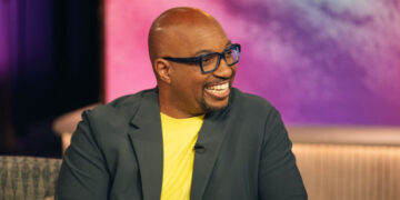 A Children’s Book Star Moves Houses, and Wants to Bring His Friends