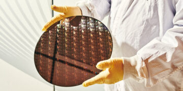 IBM Says It Has Found a Way to Keep Shrinking the Technology Inside Chips