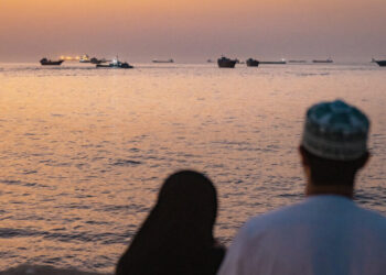 Oil Prices Fall Toward Prewar Levels as Gulf Shipping Resumes