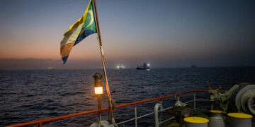 Iran Strikes Ship in Strait of Hormuz, Undermining Efforts to Restore Traffic