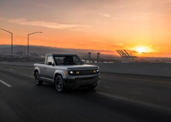 With a Range Bump, the $25K Slate Is the Most Affordable EV Truck in the US