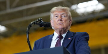 Trump Threatens to Impose 100% Tariff on European Countries Over Tech Taxes