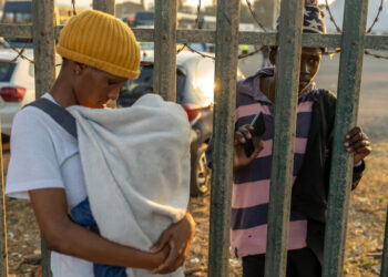 Thousands Flee South Africa as Anti-Immigrant Attacks Grow