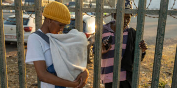 Thousands Flee South Africa as Anti-Immigrant Attacks Grow