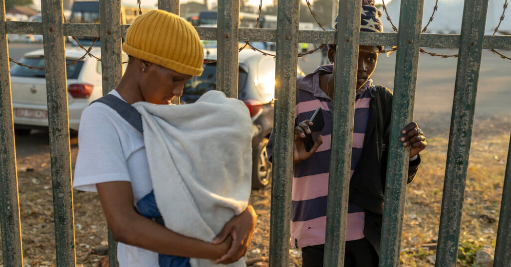 Thousands Flee South Africa as Anti-Immigrant Attacks Grow