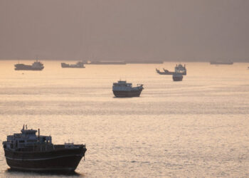 Renewed Strikes Threaten Setback to Shipping Recovery in Persian Gulf