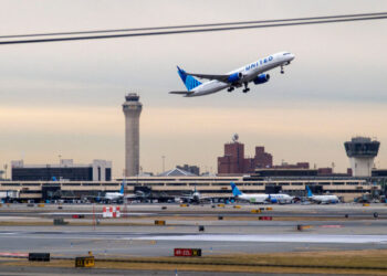 F.A.A. Investigates Drone Encounter at Newark Airport
