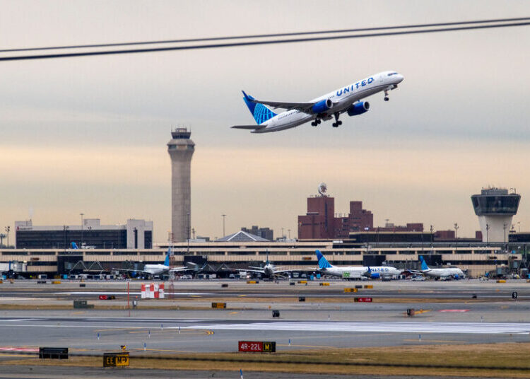 F.A.A. Investigates Drone Encounter at Newark Airport