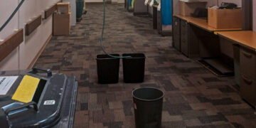 Rats, Leaks and Broken Elevators: Repair Backlog Plagues Federal Buildings