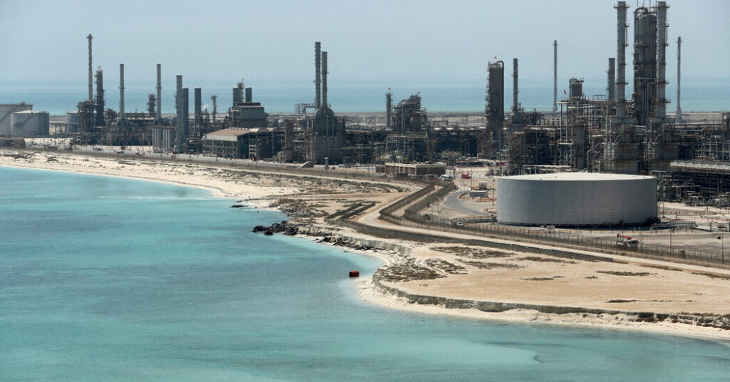 Helicopter Crash Near Major Saudi Oil Refinery Kills 14 People