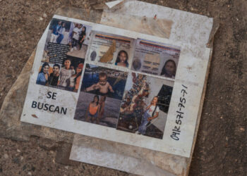 At a Caracas Morgue, Families and Officials Try to Identify More Than 100 Victims