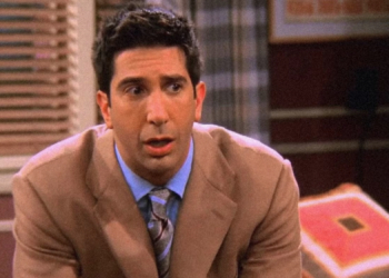 29 Years Ago, ‘Friends’ Almost Cast This Music Icon to Play Ross’s Father-in-Law