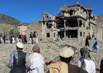 Pakistani Strikes Kill Scores in Afghanistan