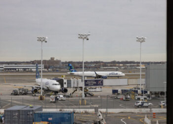 Drone Strikes JetBlue Flight Landing at Kennedy Airport, Pilot Says