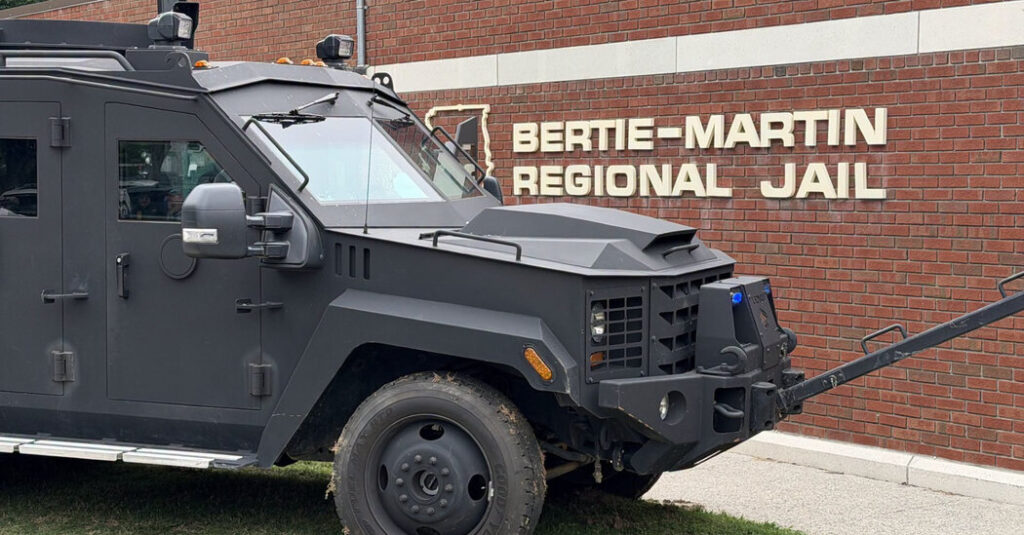Inmates Take Guards Hostage in Hourslong Standoff at North Carolina Jail