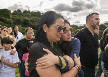 At Funerals, Venezuela’s Wounded Families and Friends Unite in Grief
