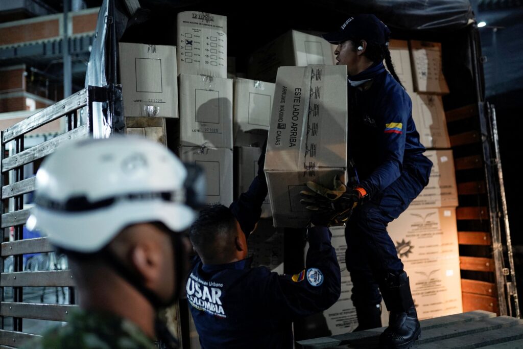From foes to ‘great friends?’ Quakes test new U.S.-Venezuela relationship