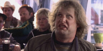 30 Years Ago, ‘Dumb and Dumber’ Slipped in a Joke Most Viewers Completely Missed