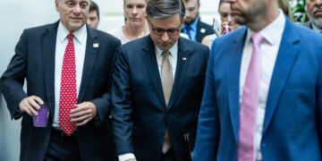House G.O.P. Revolt Blocks Pentagon Bill