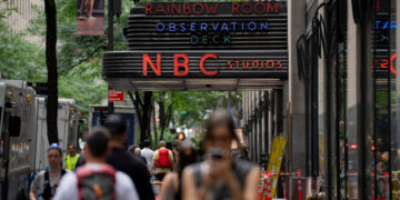 Comcast and NBCUniversal Will Go It Alone. But for How Long?