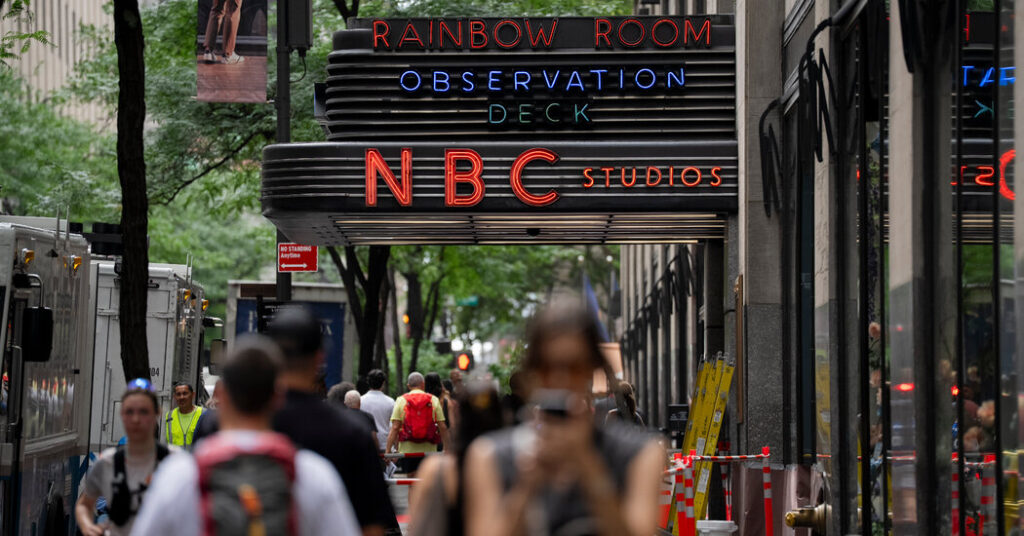 Comcast and NBCUniversal Will Go It Alone. But for How Long?