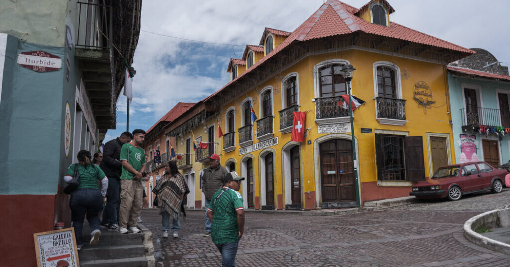 A Mountain Town Is the Birthplace of Mexican Soccer. But Which One?