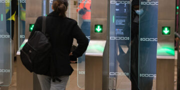 New York Is Set to Offer Transit Discounts to 340,000 More Riders