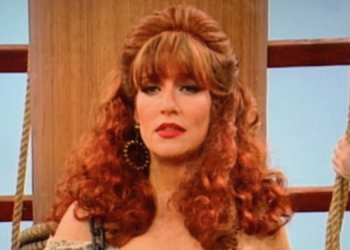 35 Years Ago, ‘Married… With Children’ Had to Abandon a Major Storyline After a Family Tragedy