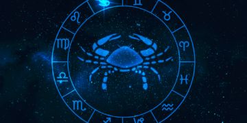 4 Zodiac Signs That Will Be Deep in Their Feelings This Cancer Season