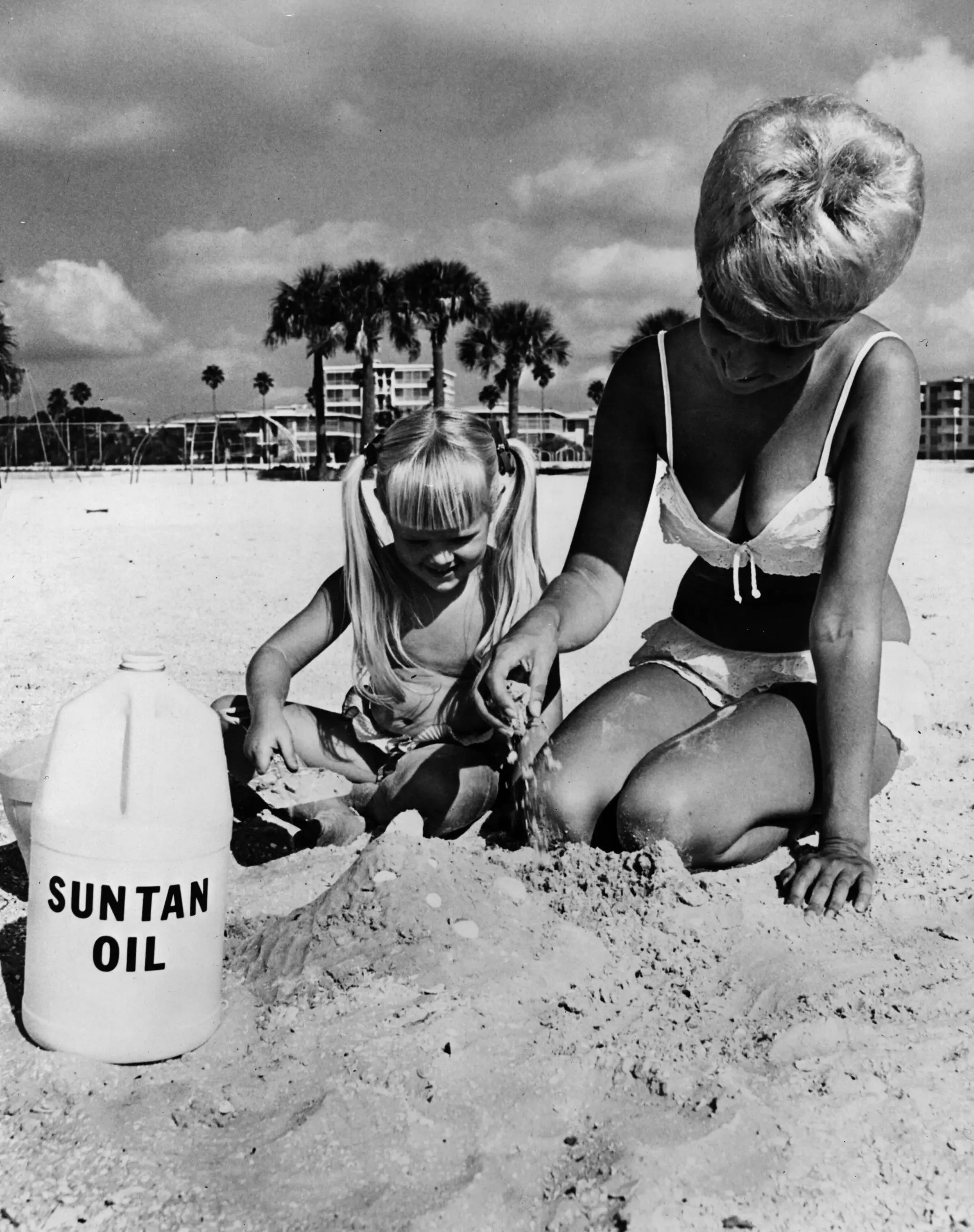 mother daughter sand castle florida