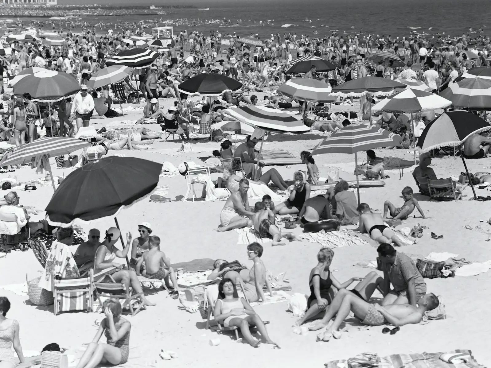 beach day 1950