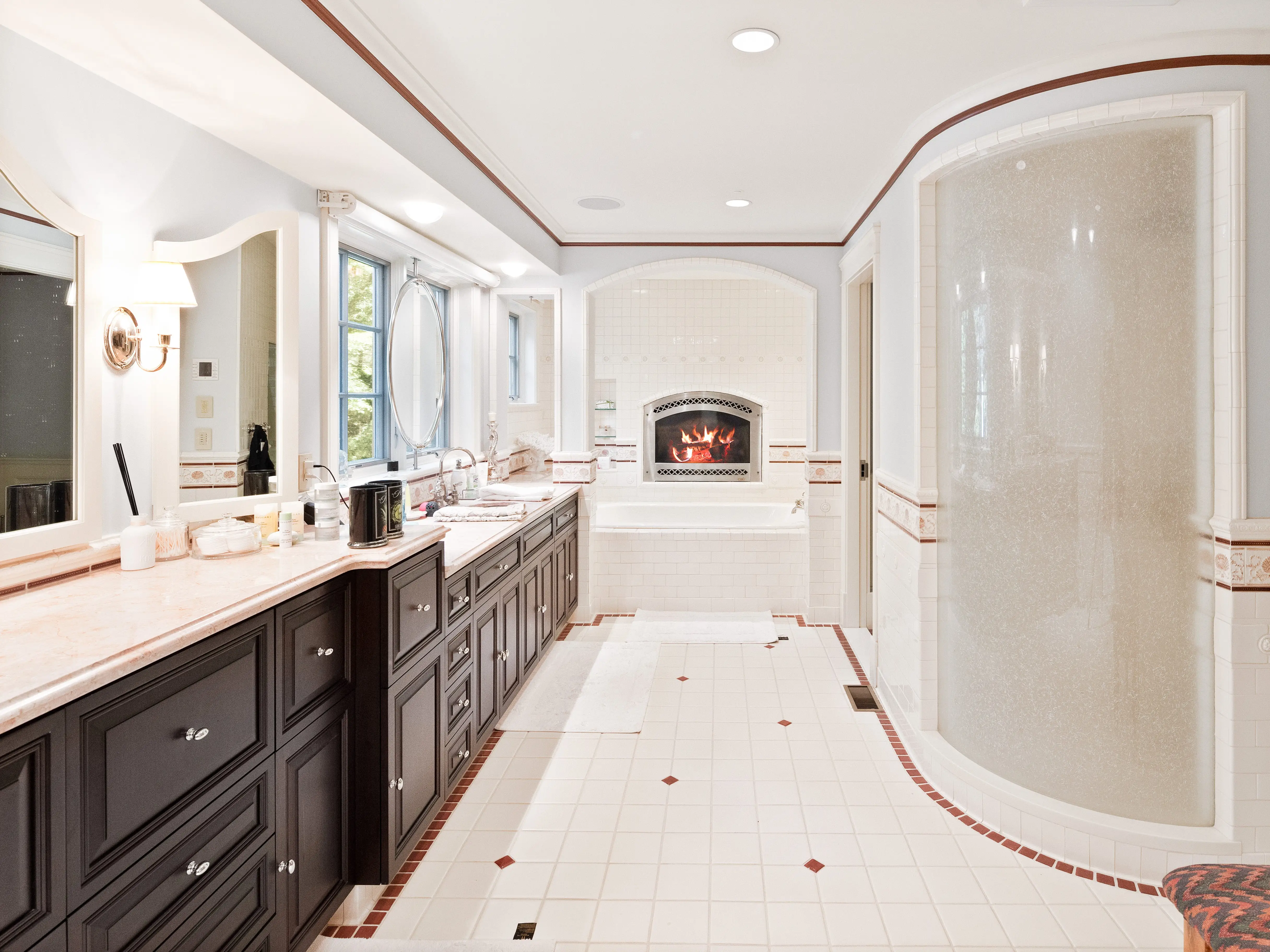 Yankee Candle founder's estate hits the market