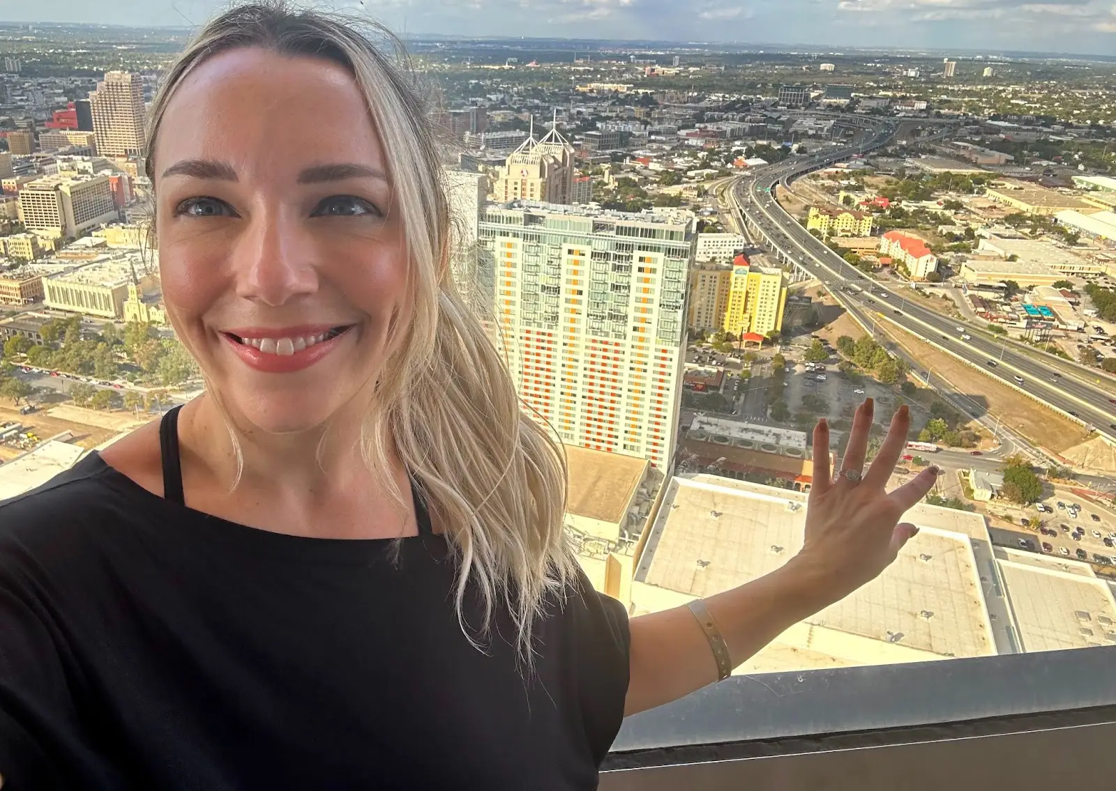 rebecca strong selfie from tower of the americas