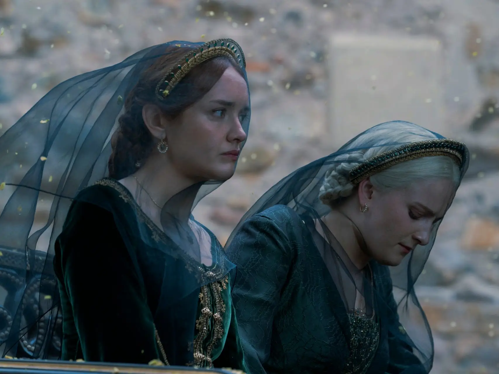 Olivia Cooke, Phia Saban in 