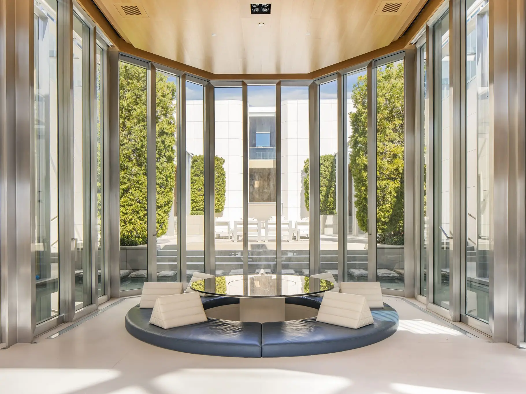interior glass walls of pritzker estate