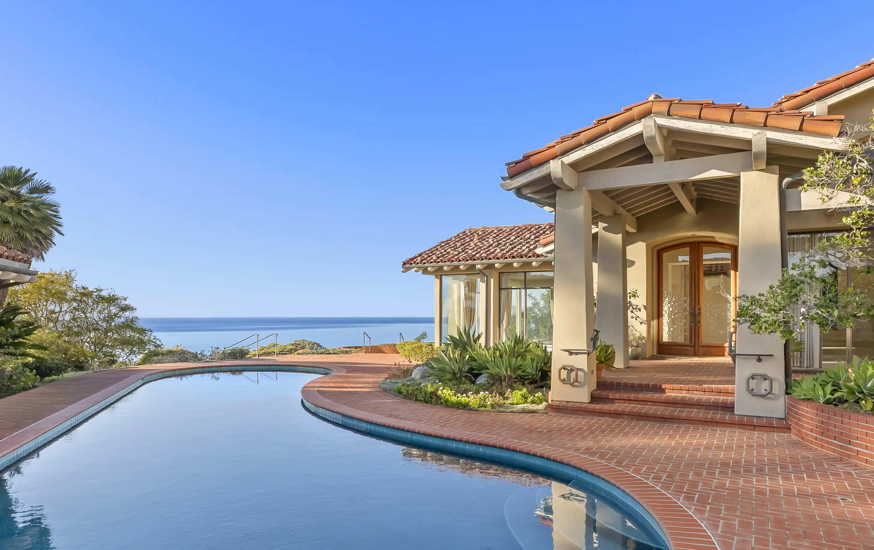 The pool at the Geisel Estate.