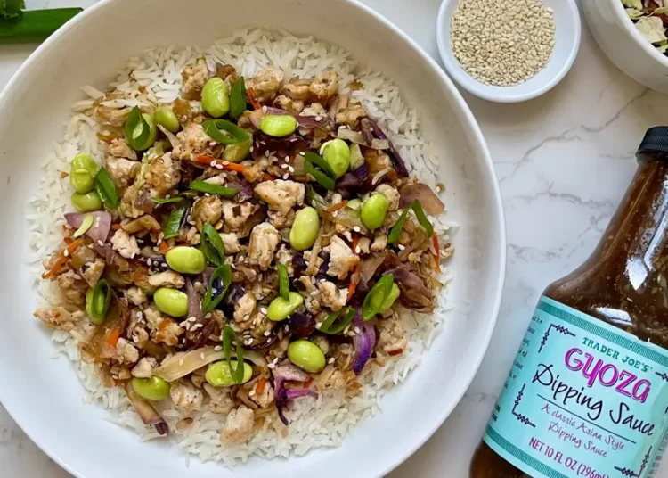 I’m a registered dietitian. These 4 easy meals require just a few Trader Joe’s products — and cost less than $25 to make.