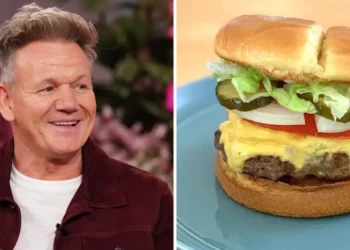 I tried Guy Fieri’s and Gordon Ramsay’s 10-minute burger recipes. The best one was easier to make.