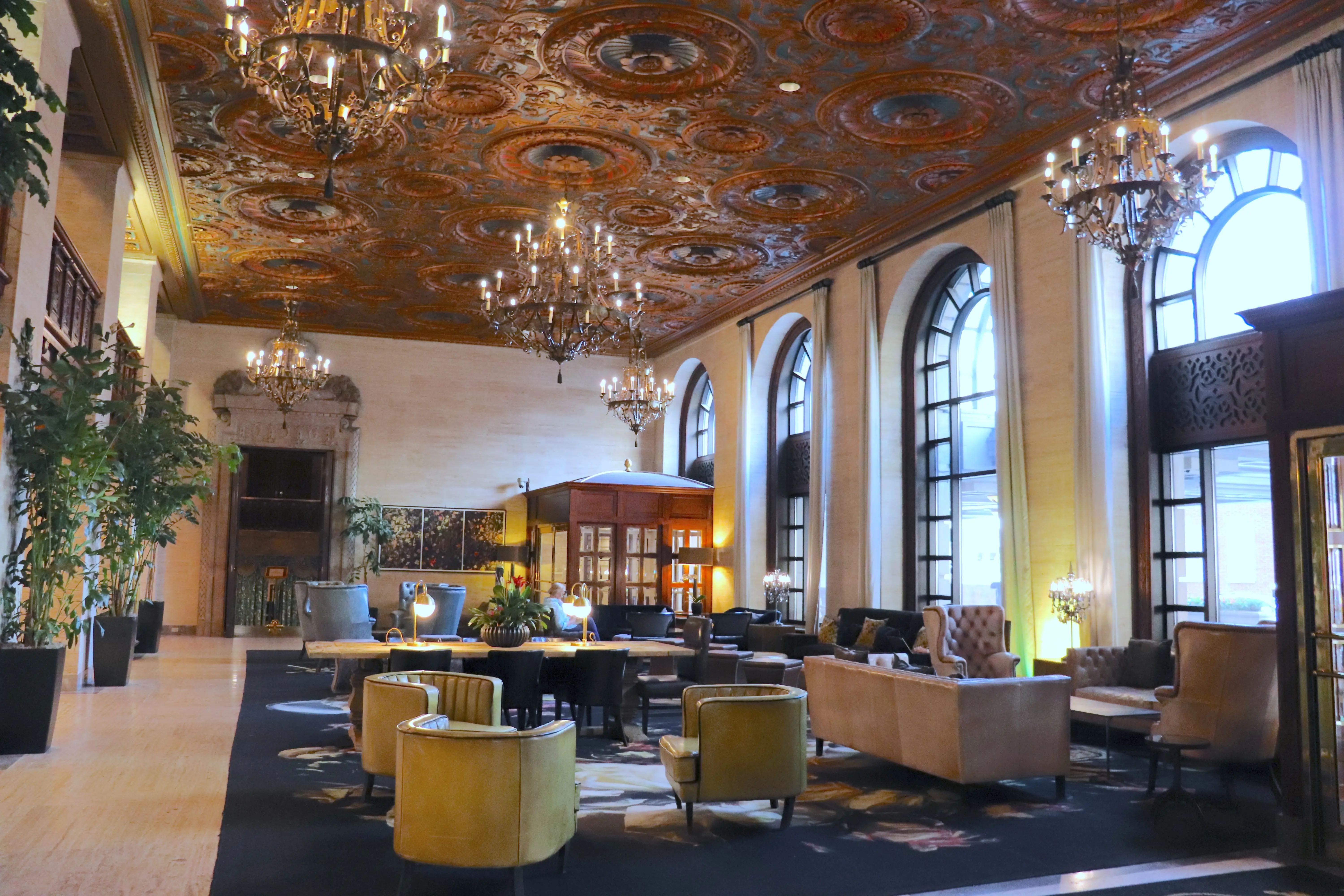 The lobby of Hotel Du Pont.