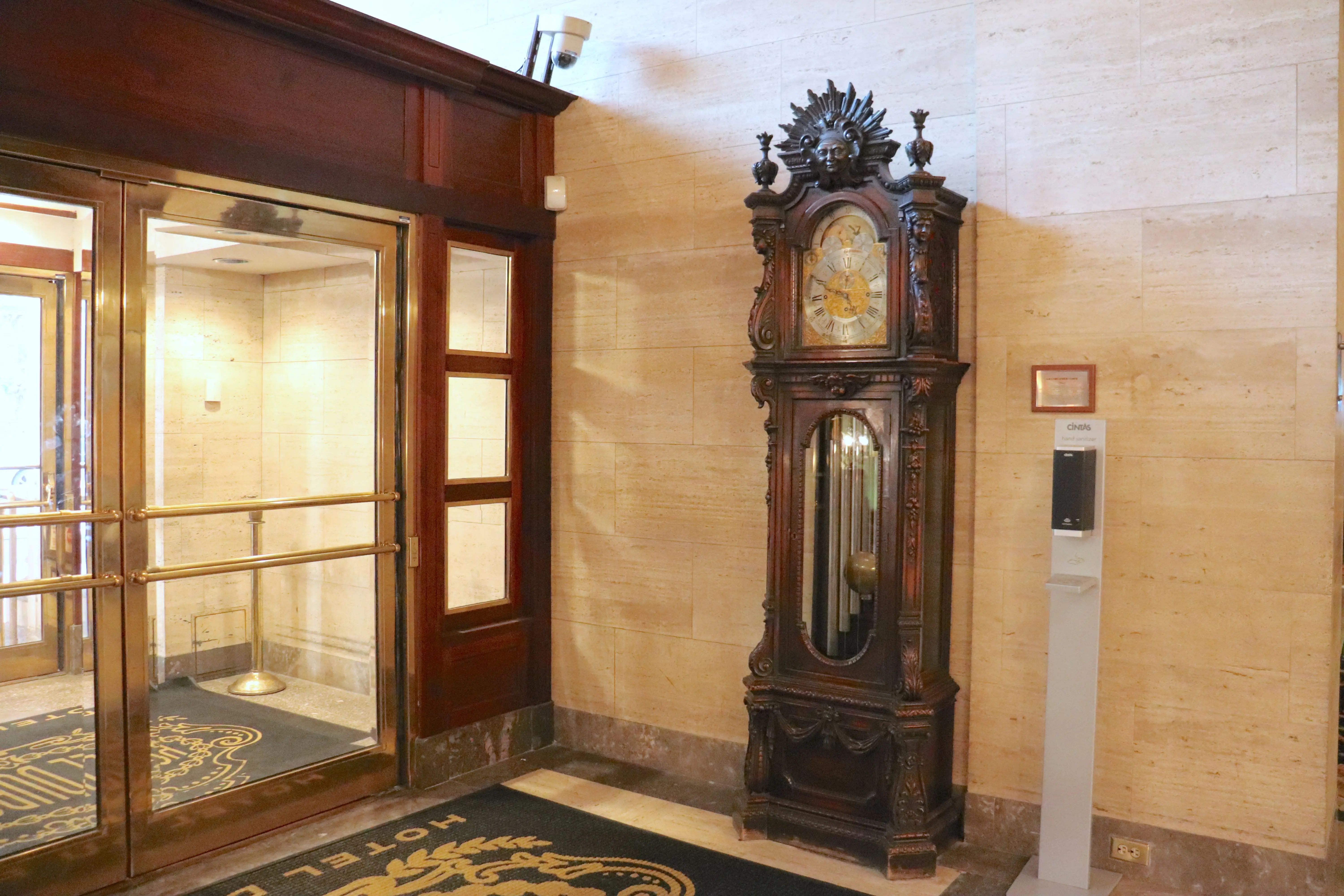 A grandfather clock in the lobby of Hotel Du Pont.