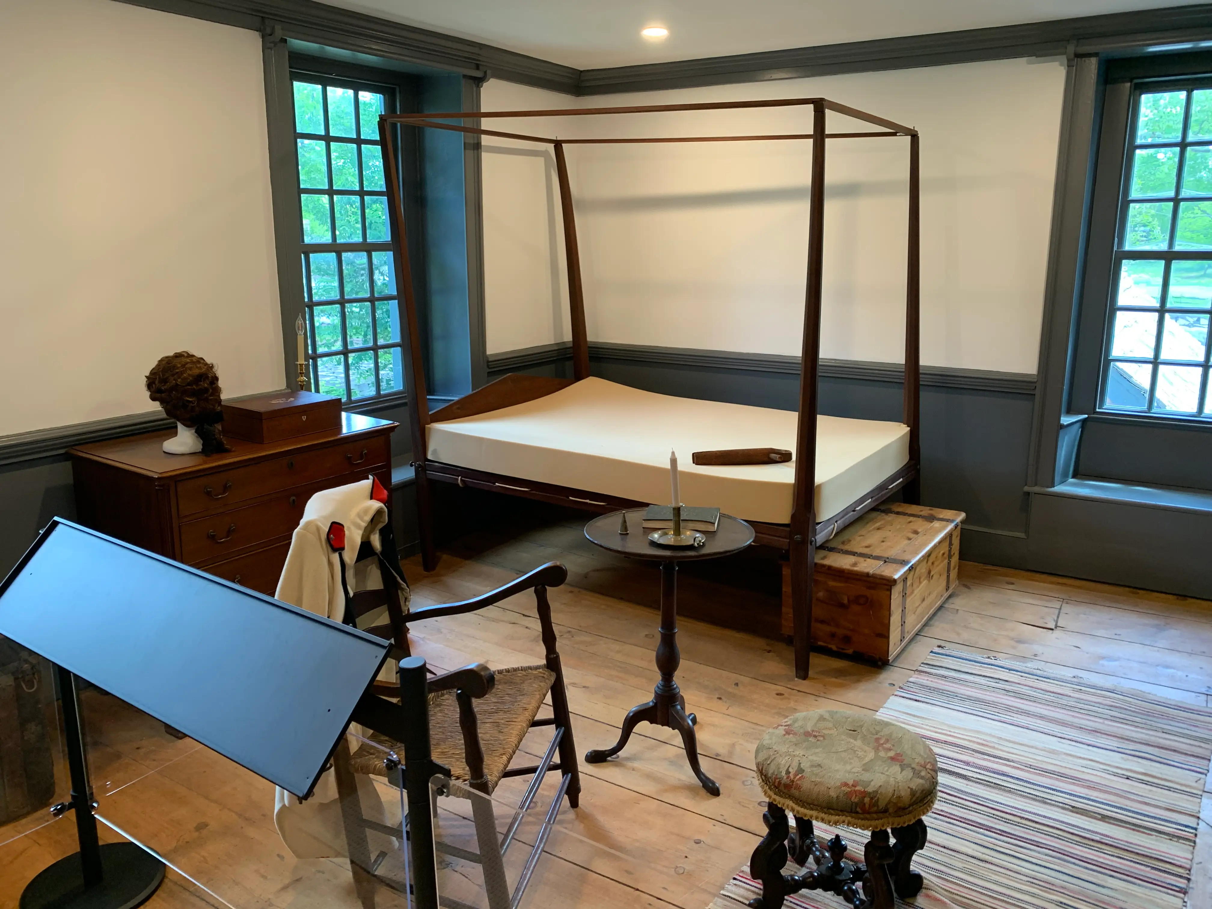 Dey mansion guest bedroom
